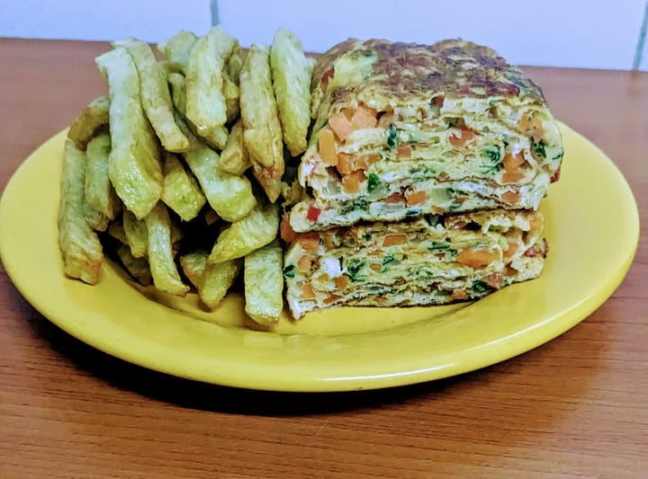 Veggie Omellete Roll with Potato Fries